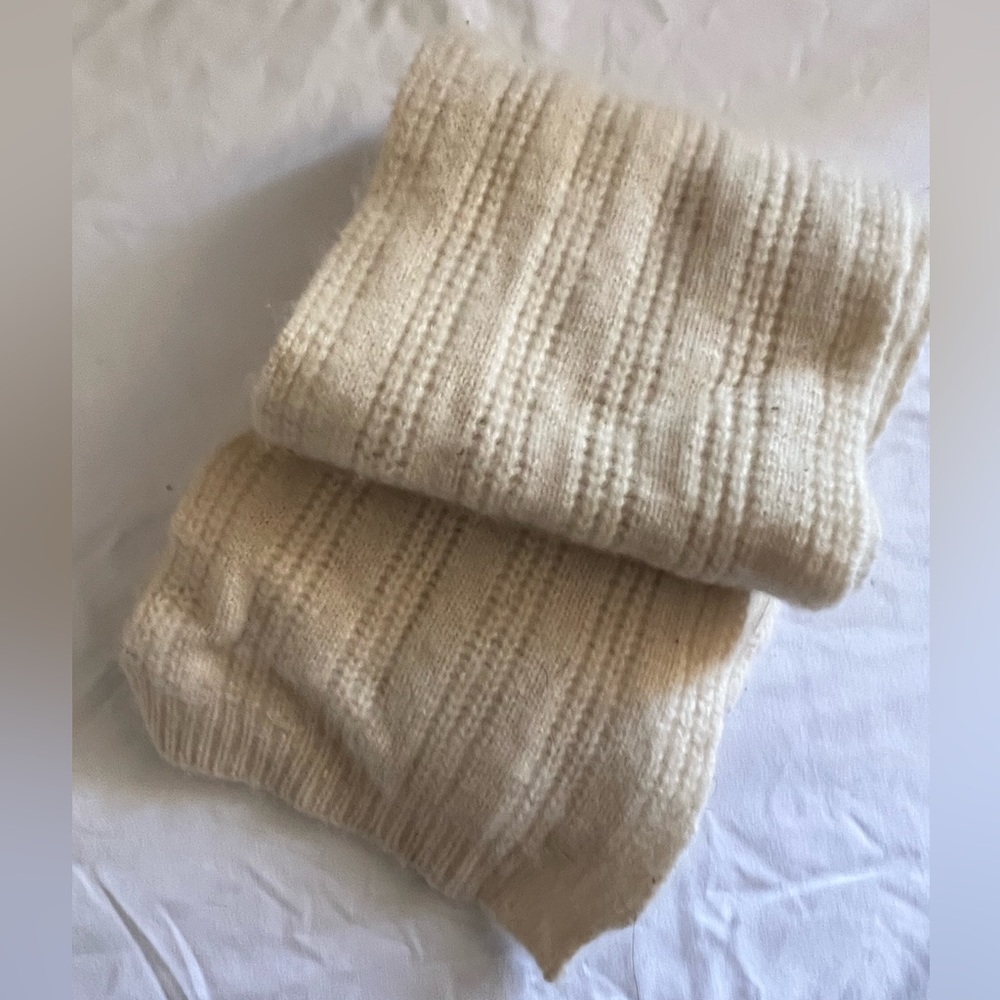 Cream cashmere scarf